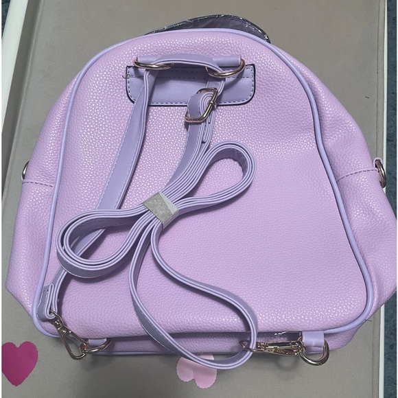 New purple backpack - Picture 2 of 6